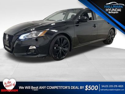 Used 2022 Nissan Altima 2.5 SR w/ Midnight Edition Package