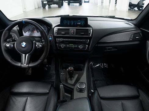 Used 2017 BMW M2 image 9