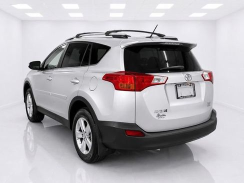 Used 2015 Toyota RAV4 XLE AWD/4WD image 7