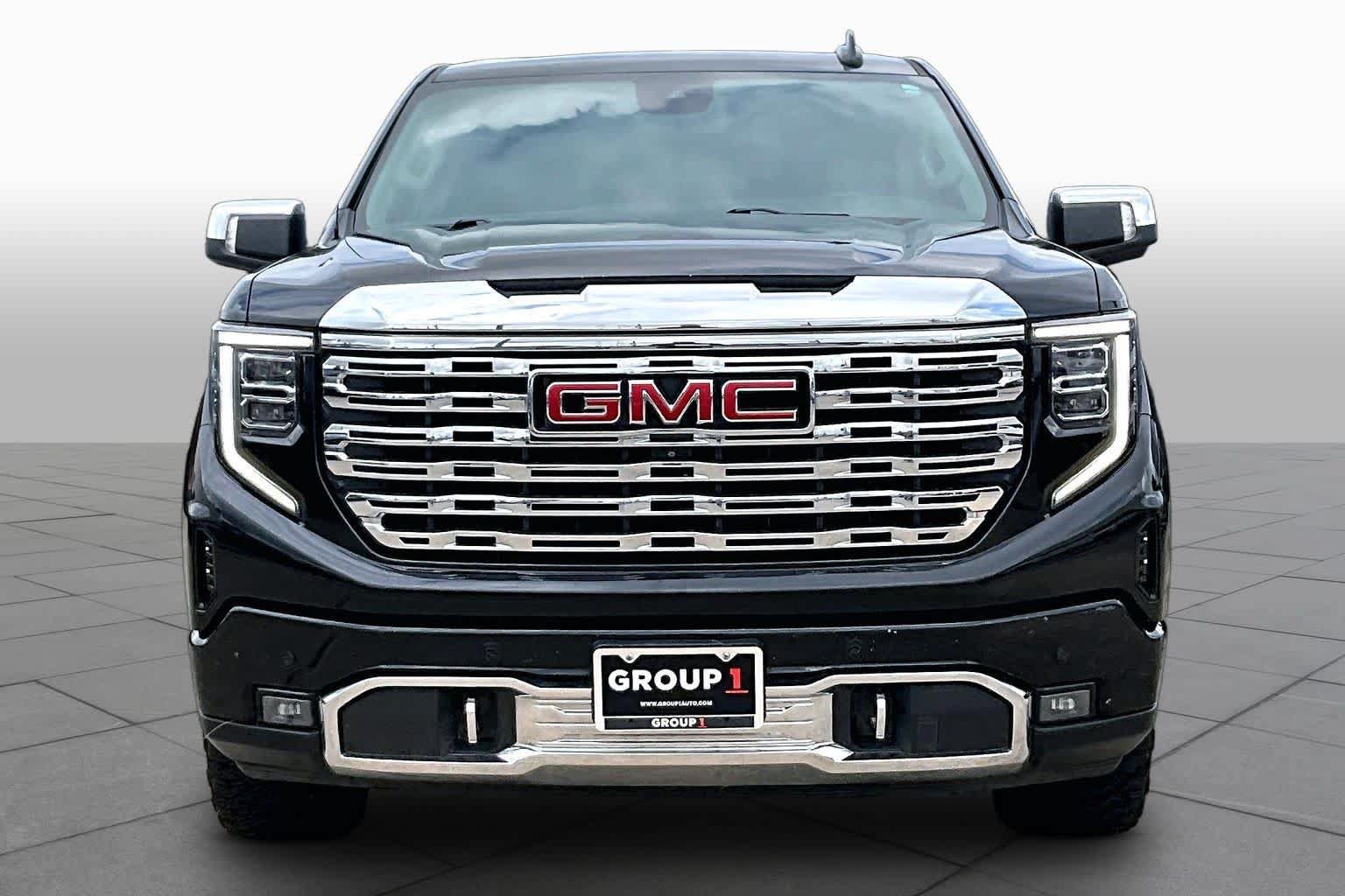 Used 2022 GMC Sierra 1500 Denali AWD/4WD image 4