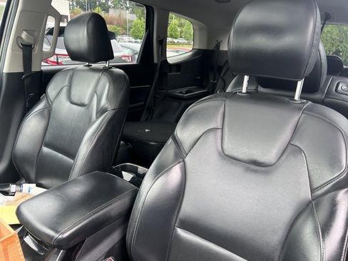 Used 2020 Kia Telluride S FWD image 9