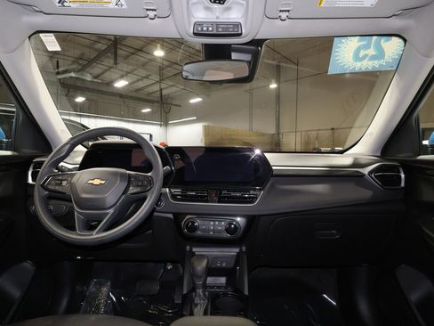 Certified 2025 Chevrolet TrailBlazer LT image 28