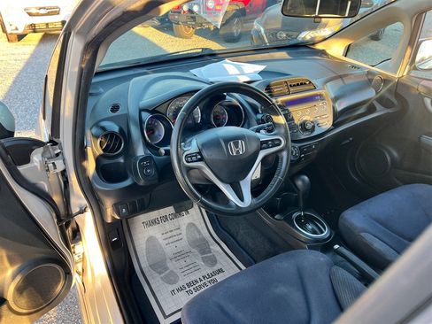 Used 2013 Honda Fit Sport image 12