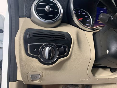 Used 2019 Mercedes-Benz C 300 Coupe w/ Premium Package image 17