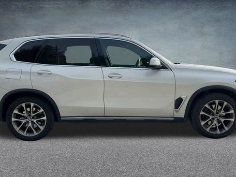 Used 2024 BMW X5 xDrive40i w/ Premium Package AWD/4WD image 28