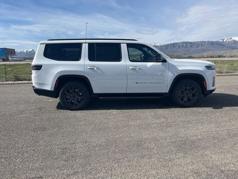 New 2026 Jeep Grand Wagoneer Limited image 2