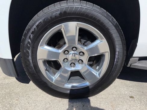Used 2015 Chevrolet Suburban LT w/ Max Trailering Package RWD image 47