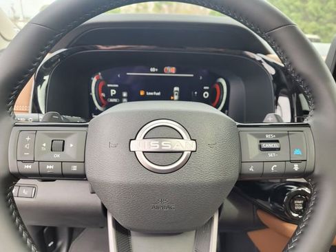 New 2026 Nissan Pathfinder Platinum AWD/4WD image 20