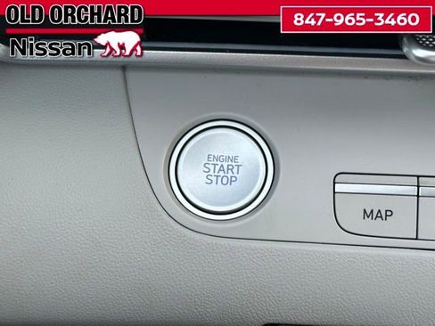 Used 2023 Hyundai Elantra Limited FWD image 21