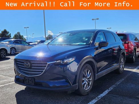 Used 2022 MAZDA CX-9 Touring w/ Touring Premium Package image 4