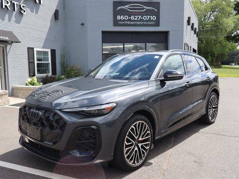 Used 2025 Audi SQ5 Premium Plus AWD/4WD image 2
