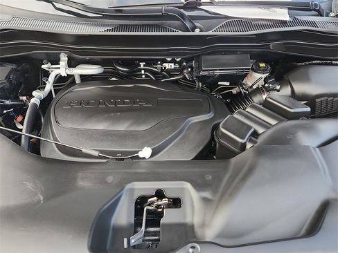 Used 2023 Honda Passport TrailSport image 17