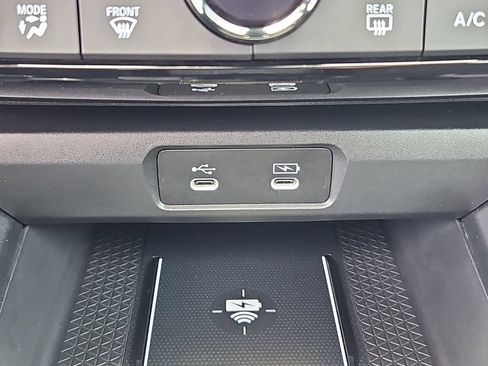 Used 2025 Honda Accord Sport image 17