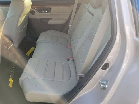 Used 2017 Honda CR-V Touring image 10