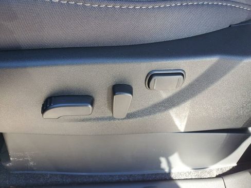 New 2025 Nissan Frontier SV w/ SV Convenience Package image 20