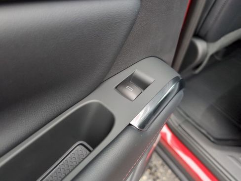 New 2026 Chevrolet Traverse Z71 w/ Enhanced Driving Package image 11