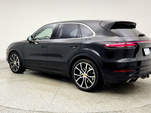 Used 2020 Porsche Cayenne Turbo image 7