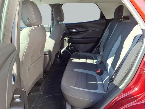 Used 2021 Chevrolet TrailBlazer LT w/ Convenience Package image 22