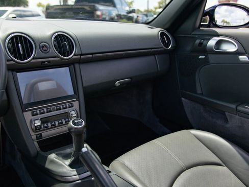 Used 2006 Porsche Boxster RWD image 23