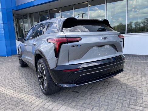 Used 2024 Chevrolet Blazer EV RS AWD/4WD image 3