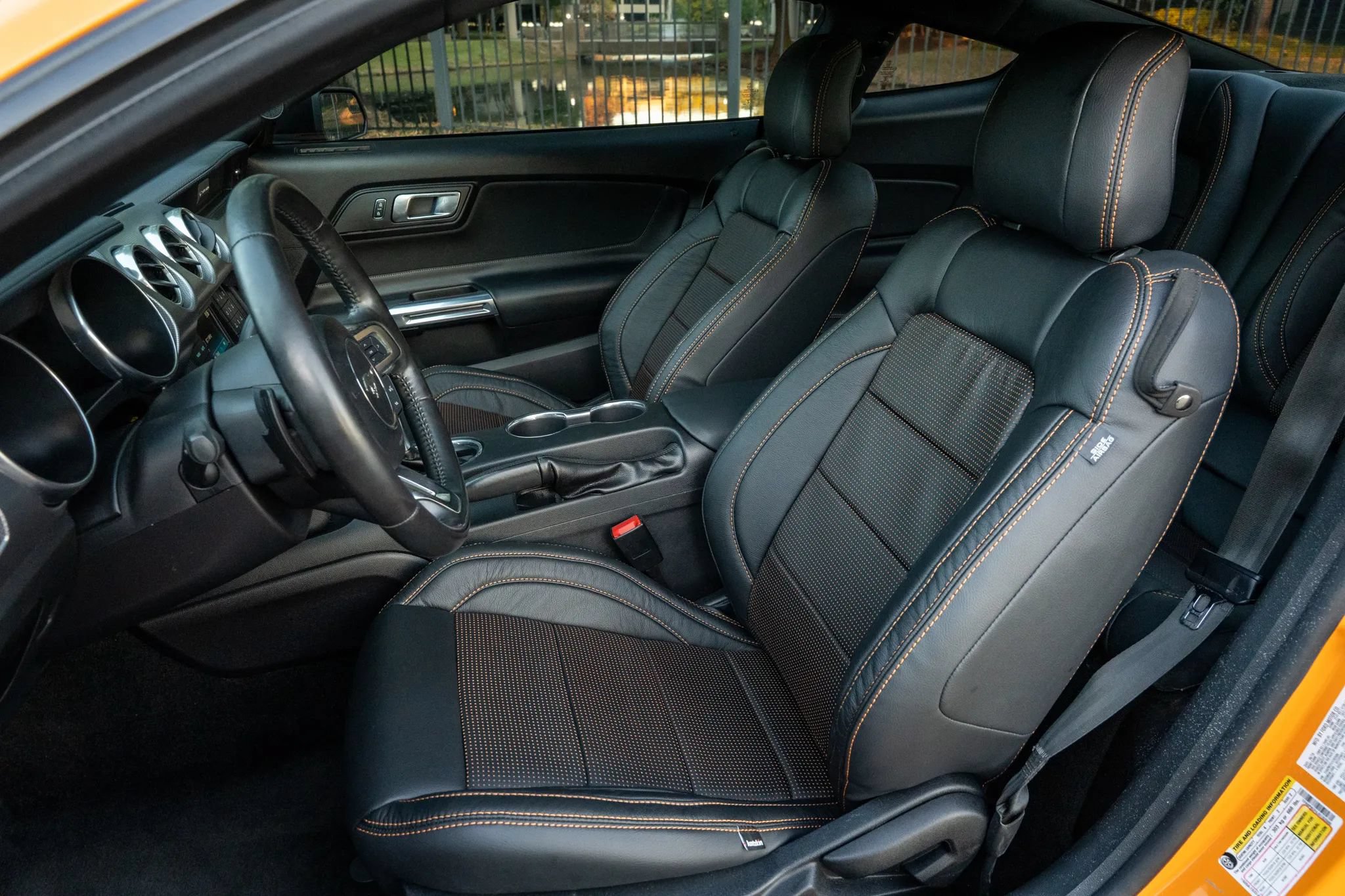 Used 2018 Ford Mustang GT RWD image 11