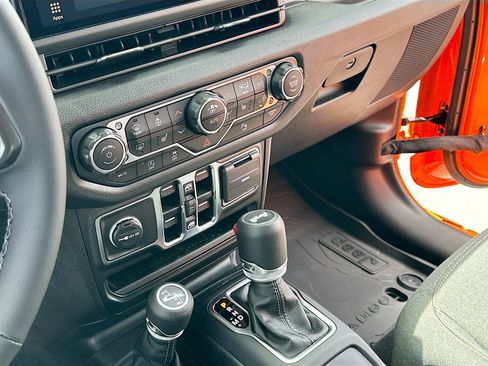 New 2025 Jeep Wrangler Unlimited Sport image 11