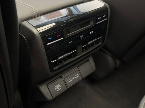 Certified 2024 Acura MDX SH-AWD w/ Technology Package image 21