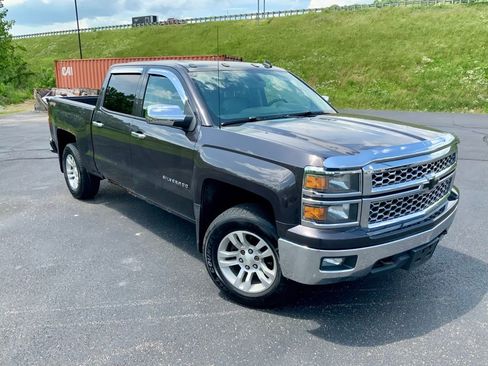 Used 2014 Chevrolet Silverado 1500 LT w/ Max Trailering Package AWD/4WD image 2