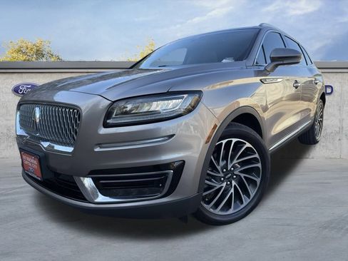 Used 2020 Lincoln Nautilus Reserve image 2