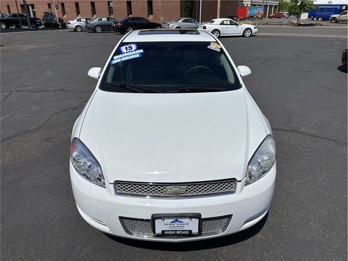 Used 2015 Chevrolet Impala LT w/ LT Sunroof Package FWD image 8