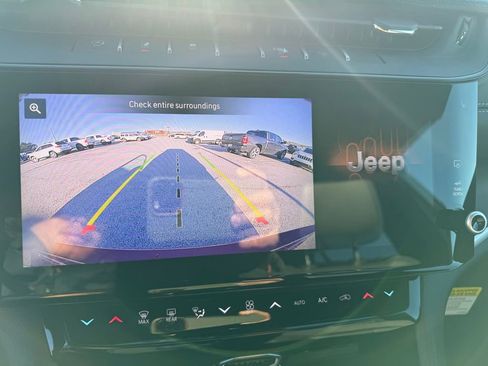 New 2026 Jeep Grand Cherokee Limited w/ Limited Altitude Package RWD image 21