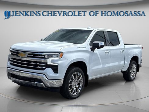 New 2026 Chevrolet Silverado 1500 LTZ w/ LTZ Premium Package AWD/4WD image 10