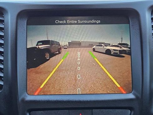 Used 2015 Jeep Cherokee Trailhawk w/ Comfort/Convenience Group image 15