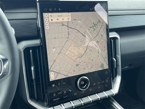 New 2025 GMC Acadia Elevation image 17