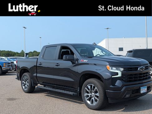 Used 2024 Chevrolet Silverado 1500 RST AWD/4WD image 1