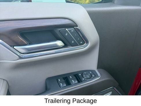 Used 2024 GMC Sierra 1500 SLT AWD/4WD image 19