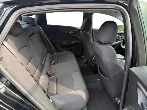 Used 2023 Chevrolet Malibu LT FWD image 22