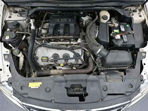 Used 2010 Ford Taurus Limited image 43