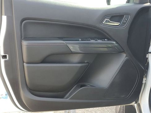 Certified 2018 GMC Canyon All Terrain w/ Trailering Package image 20