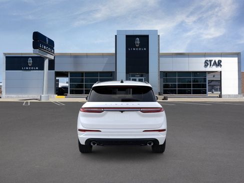 New 2026 Lincoln Corsair Reserve w/ Jet Appearance Package FWD image 5