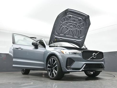 Used 2023 Volvo XC60 B5 Ultimate w/ Climate Package FWD image 55