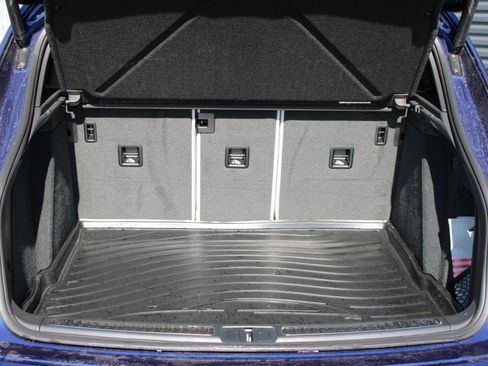 Certified 2024 Porsche Macan GTS image 24