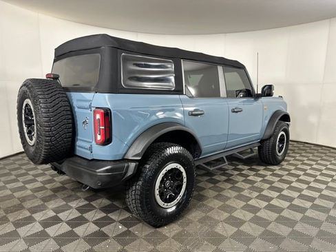 Used 2022 Ford Bronco Badlands w/ Sasquatch Package image 3