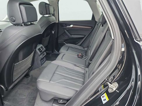 Used 2024 Audi Q5 e Premium Plus w/ Premium Plus Package image 34