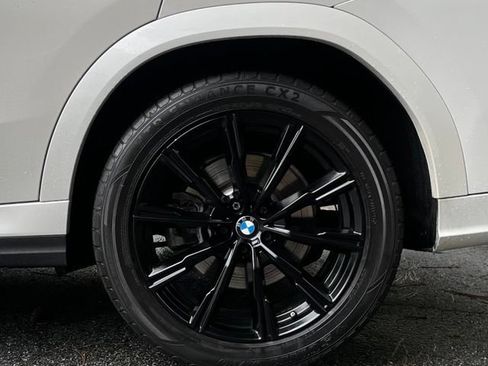 Used 2021 BMW X6 xDrive40i AWD/4WD image 6