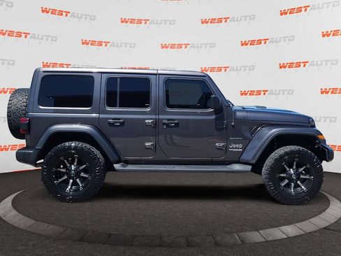 Used 2020 Jeep Wrangler Unlimited Sahara AWD/4WD image 6