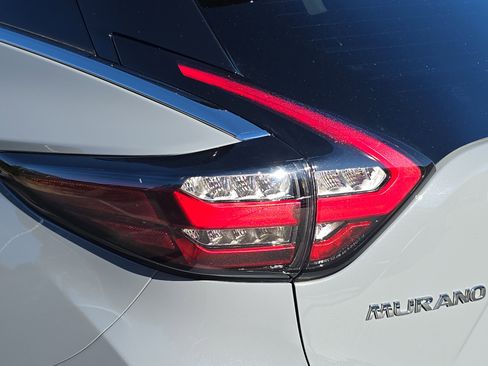 Certified 2024 Nissan Murano Platinum w/ Cargo Package image 35