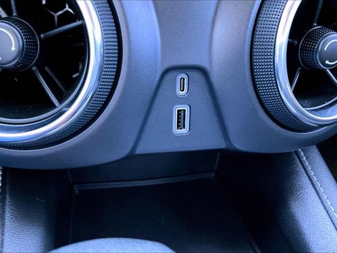 Used 2023 Chevrolet Blazer LT image 16