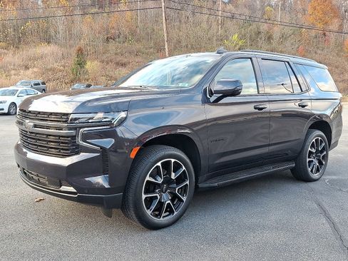 Used 2022 Chevrolet Tahoe RST w/ Luxury Package image 3