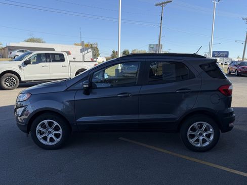 Used 2021 Ford EcoSport SE image 4